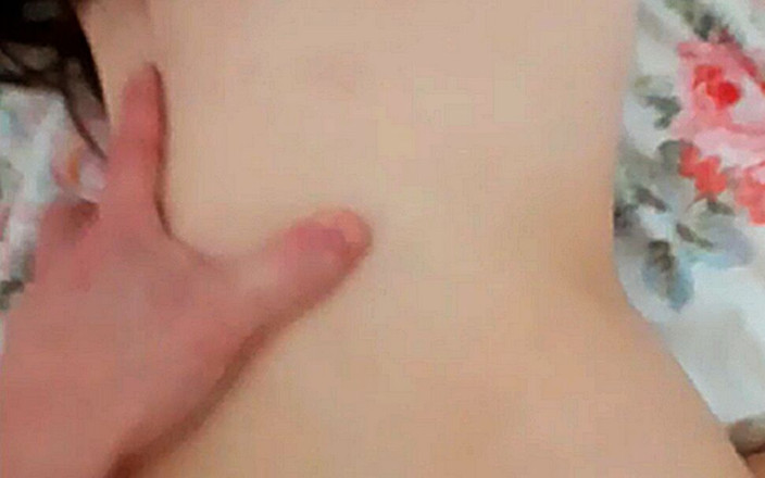 kawaicouplefr: Passo Vicino a Mio Marito - Lui Spruzza Il Suo Latte...