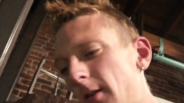 The fuckers raw studio: Bukkake amator z gejowskimi twinksami wysysających wszystkich swoich przyjaciół do...