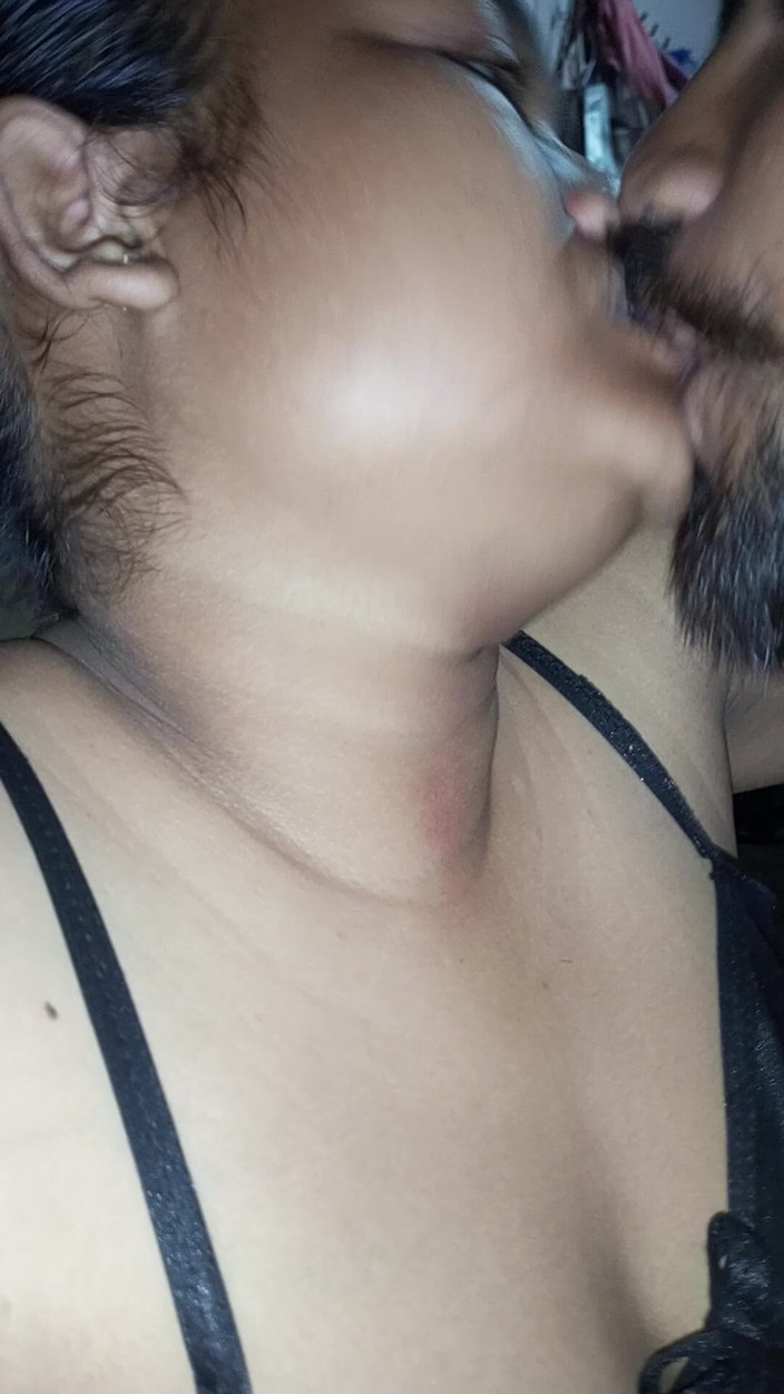 Mridulmadhu: 丈夫妻子完整的德希性感视频