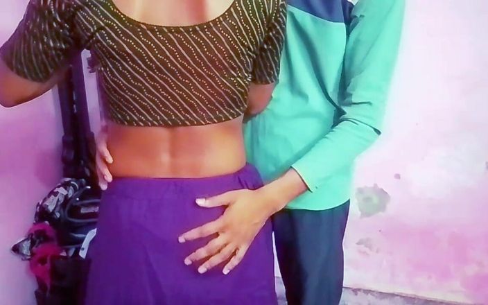 Hotannusex: Desi Bhabhi uczyniła męża szczęśliwym, nosząc fioletowe sari