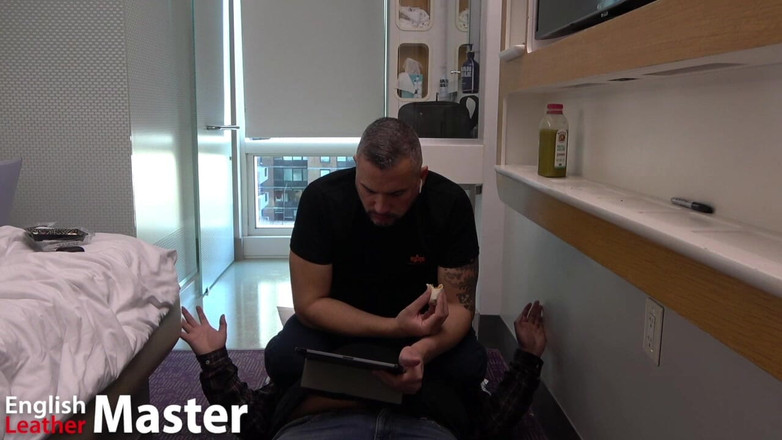 EnglishLeathermaster: Dudukin muka dan kentut