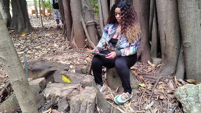 Tiffany Montavani: Mario oyunu parkta seksle sona erdi