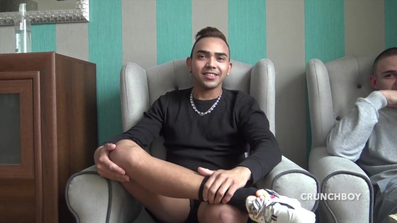Pigs dudes bareback club: Antoni का काले द्वारा कच्चा इस्तेमाल किया गया