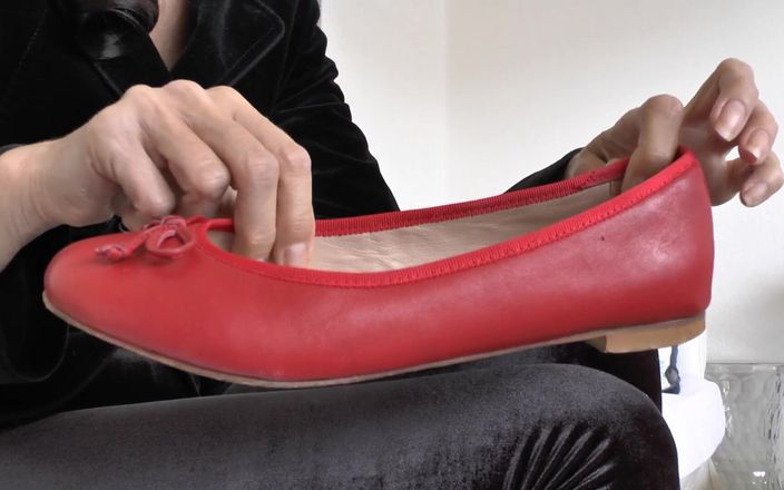 Lady Victoria Valente: Balerina kulit bau kaki, pov, joi, lady victoria valente