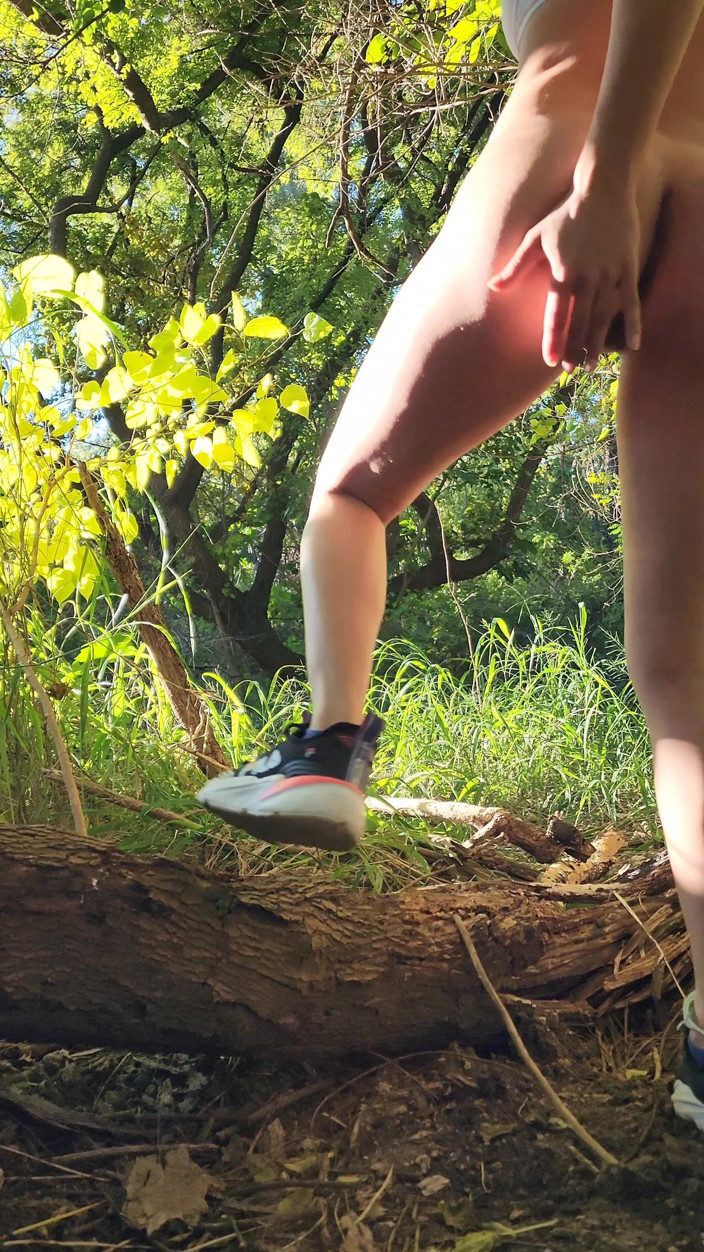Sweet American: Outdoor Squirt
