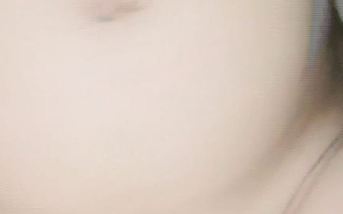 Roobi sharma: Sexy desi indická vesnická dívka zachycená na kameru.