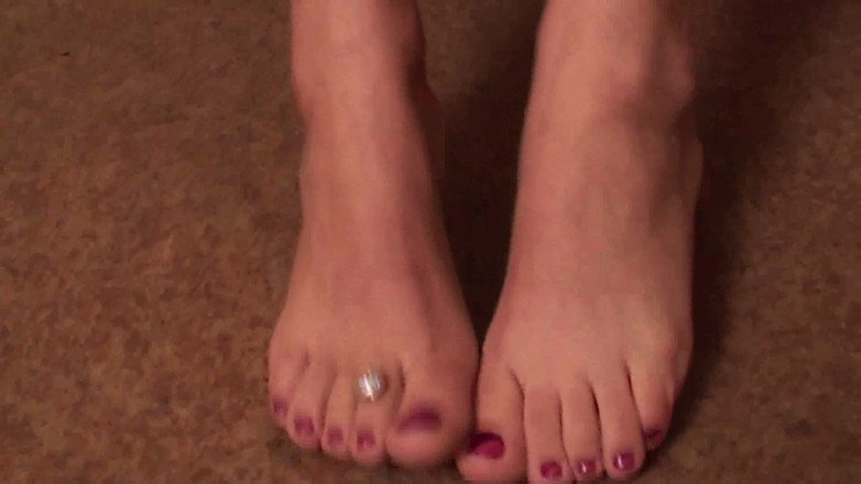 Foot Girls: Fetish kaki amatir dengan remaja seksi berpakaian dalam