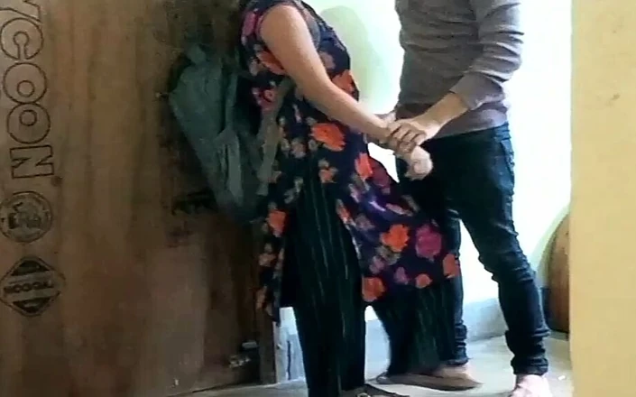 Fantacycutting: A Girl Is Having Sex with Her Friend in Tuition