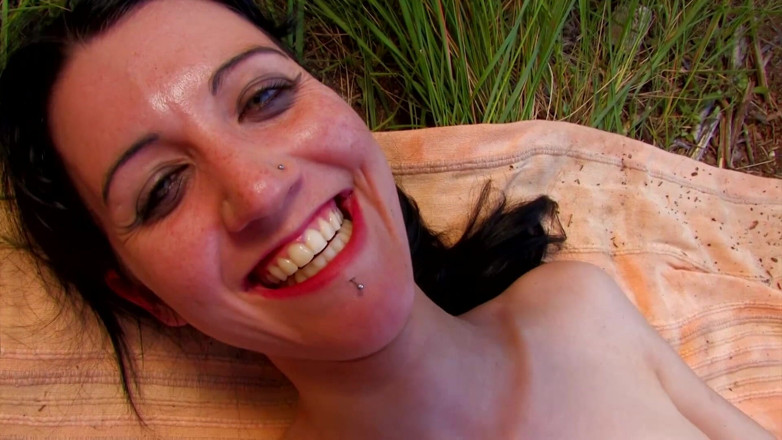 Public Entertainment: Brunette teen gets banged outdoors