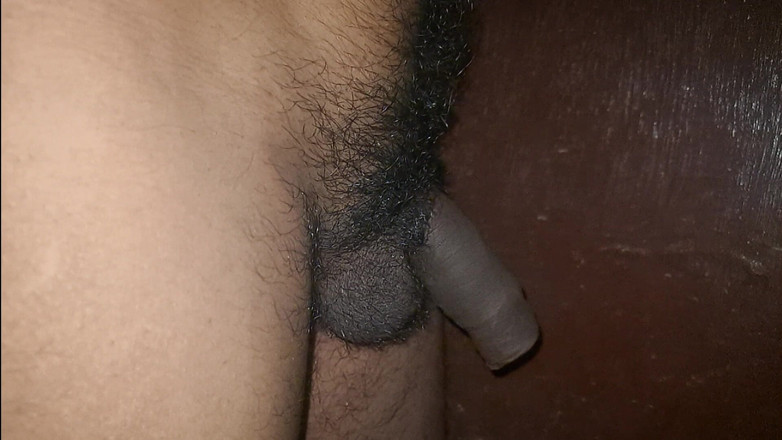 Desi_Porn_India: Amatorski facet chce przelecieć swoją dziewczynę.
