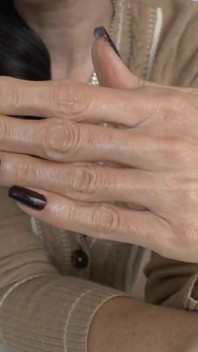 길고 우아한 손톱, 섹시한 손목, JOI Lady Victoria Valente