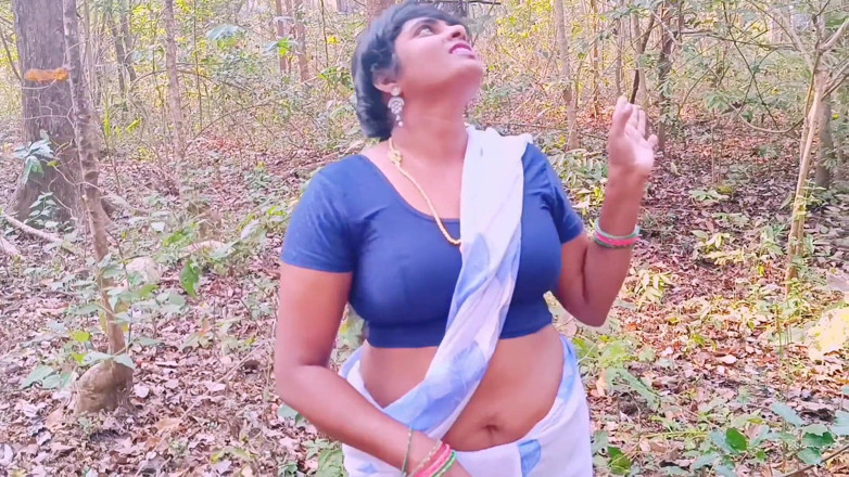 Telugu honey lips: เดซี เย็ดกลางป่าดงดิบ แม่เลี้ยงกับลูกเลี้ยงเย็ดโหดๆ ในป่า พูดสกปรกภาษาเตลูกู