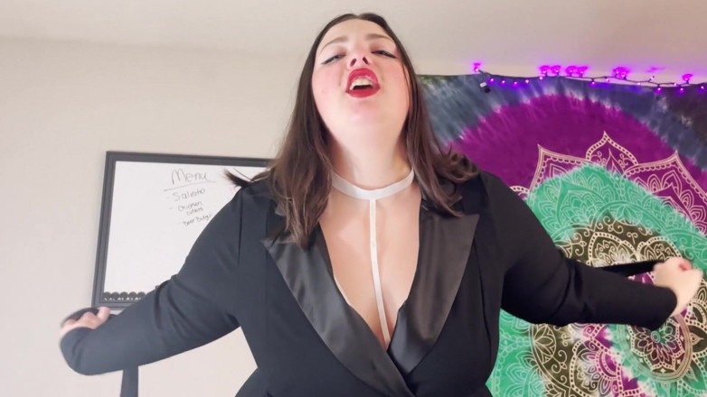 Ashleylynn1323: A Dinner Date with a Teen BBW Gone Right