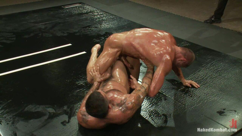 Naked Kombat: Tyler saint vs alessio romero yağ maçı