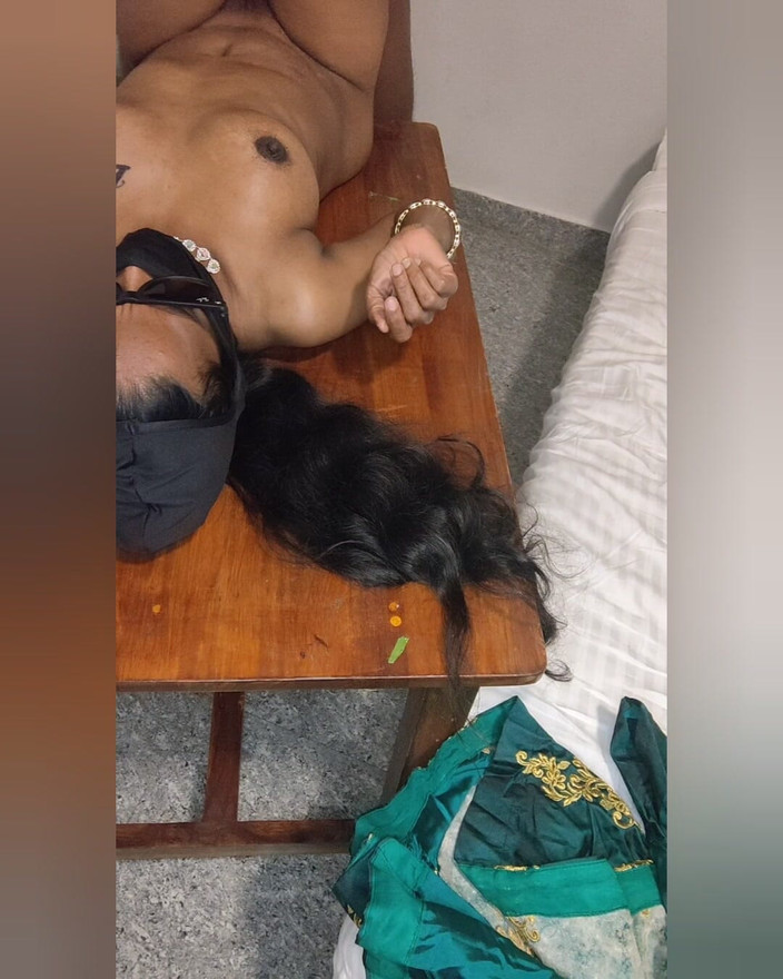 Tamilnaduu: 私のセクシーな継姉妹がハードコアとセックス