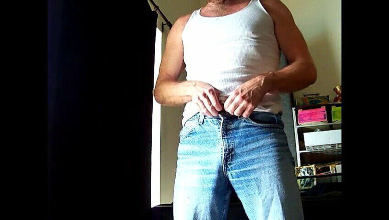 Hairyartist: Construction Break Hairyartist