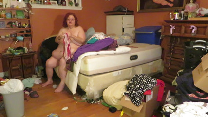 BBW nurse Vicki adventures with friends: Melimpahkan dobi saya berbogel
