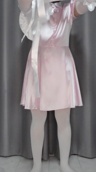 Sissy Kanisa travestito cameriera servizio parte 2 vestirsi