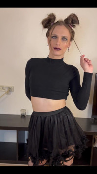 I’m in Love with This Goth Outfit
