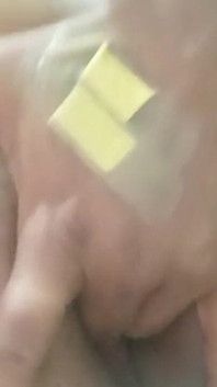 Velká mléčná prsa Mallu Sexy manželka stříká
