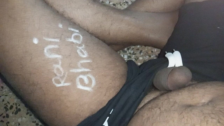 Sweet Indian cock: Kanchi se bhabhi ko utan kondom suger med dildopullande