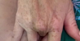 RedGemi: Was würden Sie gerne auf der Suche nach gutem Streicheln...