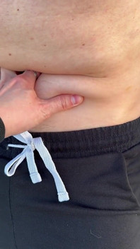 Navel Fetish: Sentuh Pertama