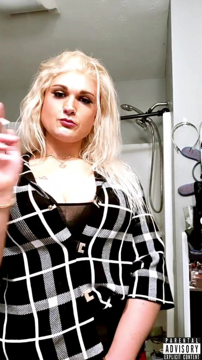 Darkfetish2k: Feticismo caldo fumando 120