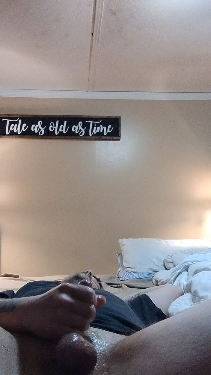 Mofarmer92: Ayah tiri miang mengusap dirinya