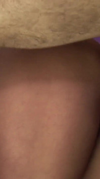 La bionda cattiva è pronta a succhiare e a farsi scopare