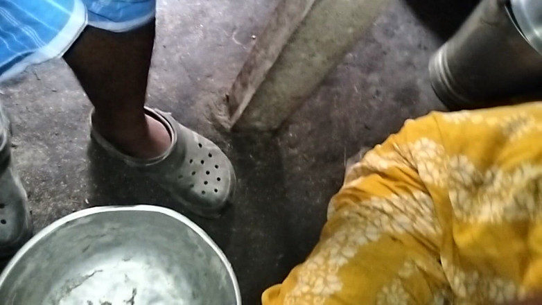 Kalabaro: Desi Boudi