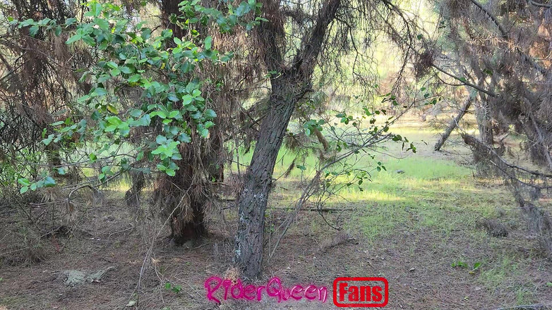 Riderqueen BBW Step Mom Latina Ebony: ライダークイーン・アローン、アウトドア、ファンビデオ