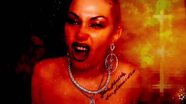 Goddess Misha Goldy: Hipmeryzujące antyreligijne ASMR! Oddaj swoją duszę i swoje ciało diabłu!