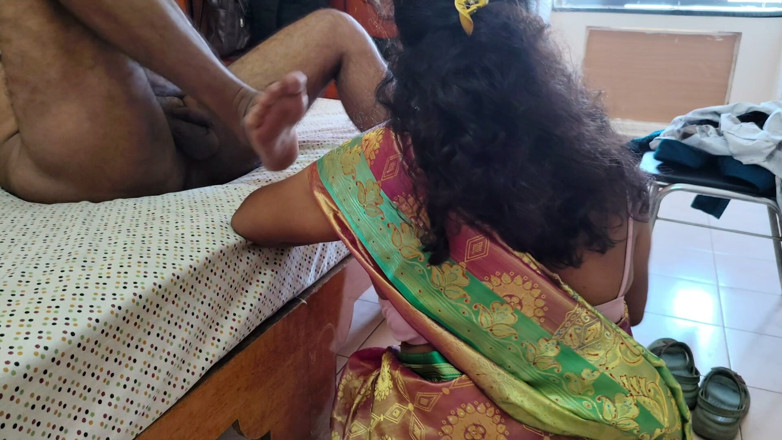 Inba: सुंदर गृहिणी