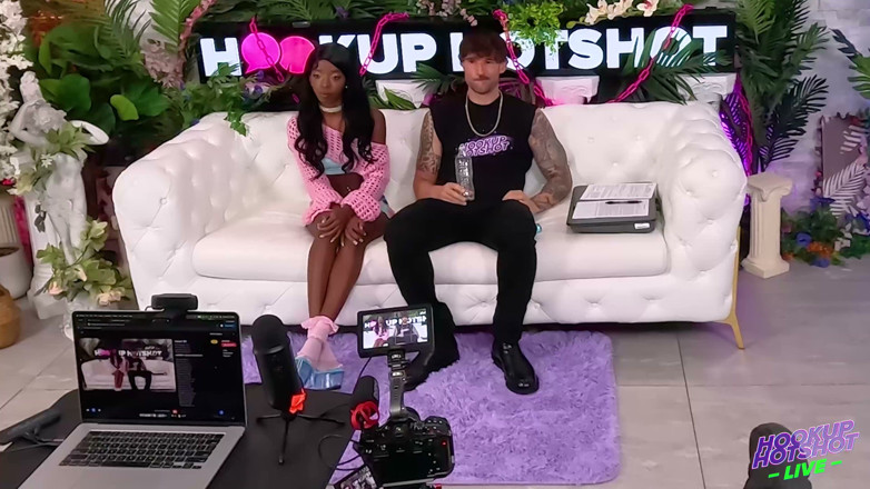 HookUp HotShot-BTS: Bts - Kae the Brat och Alex Legend