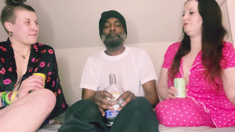 Thekookiejar: 2 孤独的女士通过操门戴莎来庆祝情人节