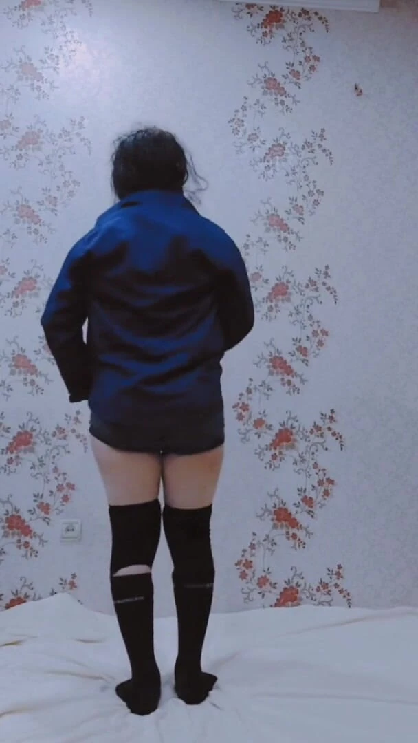 Kitty_Cross: セクシーなダンスレディーボーイキティ