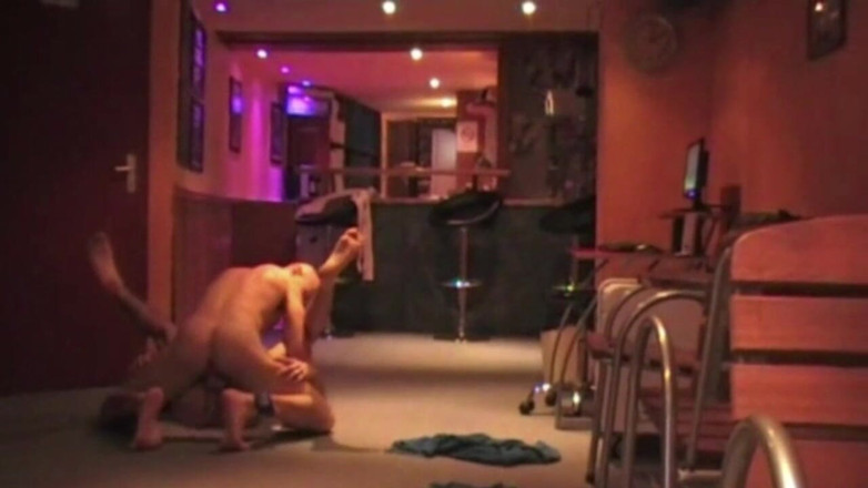 Gaybareback: Ass in sauna