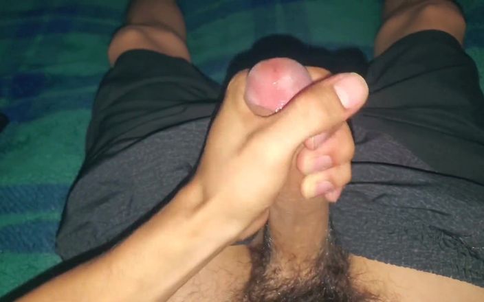 Z twink: Cumshot From Young Uncut Boy in the Night