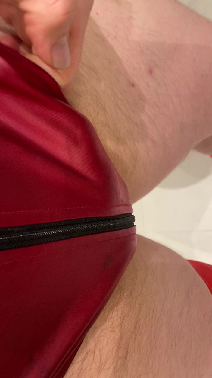 FlowingSpring247: Red Latex Stockings Dildo Masturbation