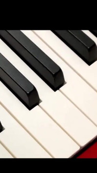 Playing Piano with M'dick