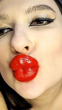 Big Red Lips Giantess