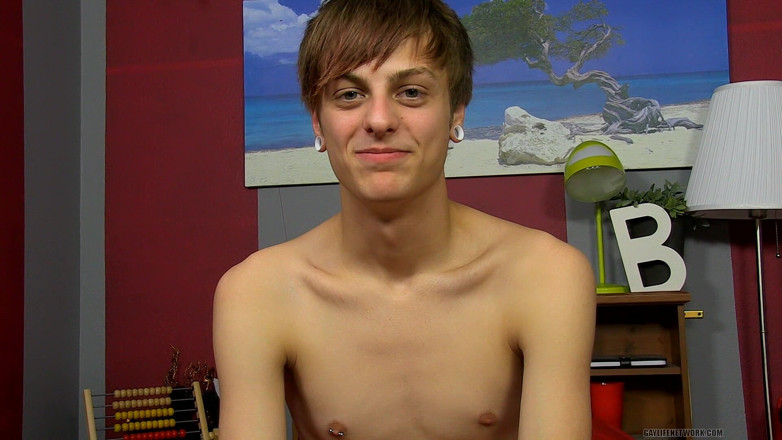 Lollipop Twinks: Menemu bual Sexy Jason