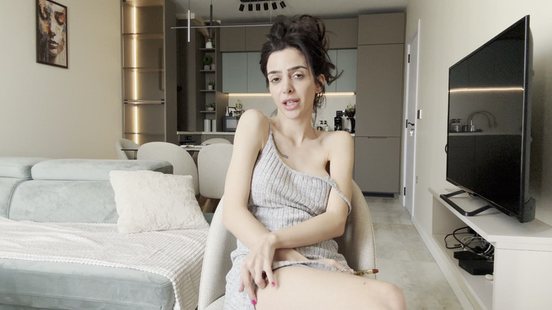 silicone_brunette: Kleine penisvernedering