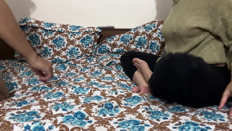 jackfucks: Настоящий секс индийской пары в спальне в домашнем видео