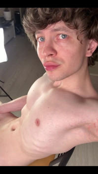 Pleasure After Orgasm, and Still Have Some Impuls in Cock