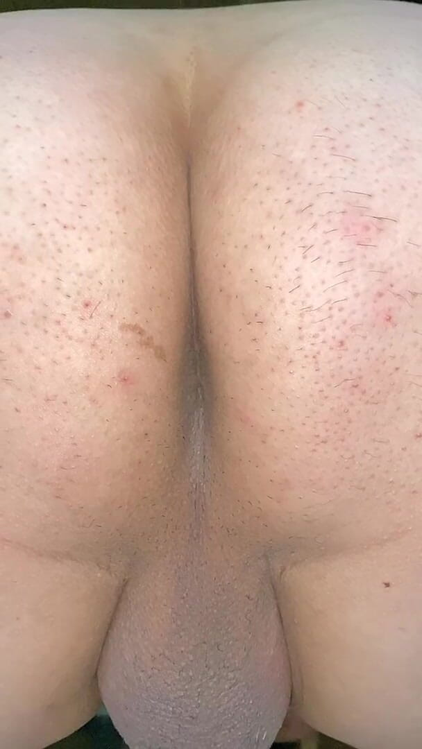 Kyotosigakk: A man exposes his asshole. Take a close-up shot so...