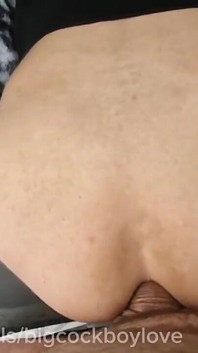 A Vadia Da Faixa Deu Furos Para Ela Transar Sem Camisinha