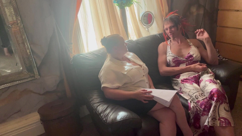 Aaexperiencesltd: Domina Satana muhteşem Jasmine_dlight röportaj yapıyor