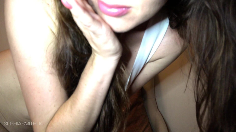 SophiaSmithUK: Back for More Bum Worship